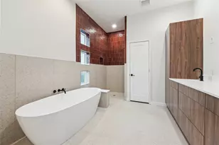 3902 Zina Wy, Houston, TX 77018 - Photo 18