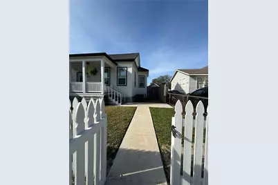 3424 Ursuline Street, Galveston, TX 77550 - Photo 4