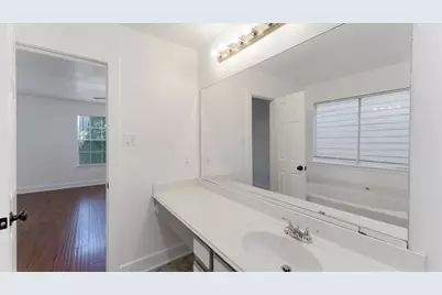 3818 W Traditions Boulevard, Houston, TX 77082 - Photo 10