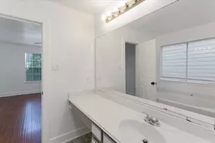 3818 W Traditions Blvd, Houston, TX 77082 - Photo 10