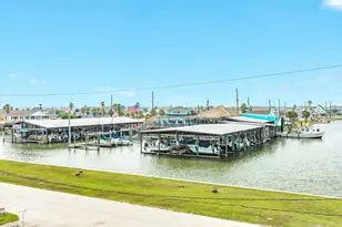 21714 Frio Dr, Galveston, TX 77554 - Photo 18