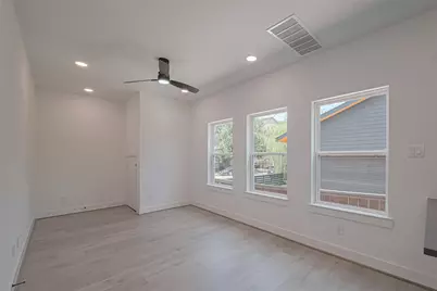 1354 W 24th Street, Houston, TX 77008 - Photo 6