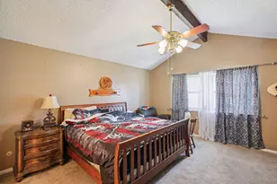 315 Arrow Wood St, Lake Jackson, TX 77566 - Photo 4