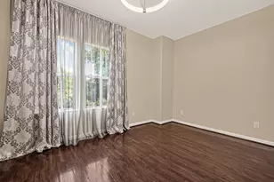 546 Bomar St, Houston, TX 77006 - Photo 40