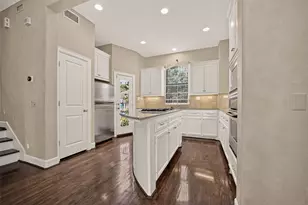 546 Bomar St, Houston, TX 77006 - Photo 20