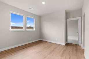 4546 Blue Mountain Laurel St, Pinehurst, TX 77362 - Photo 12