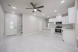 8004 Birmingham St, Houston, TX 77028 - Photo 16