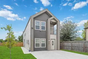 8004 Birmingham St, Houston, TX 77028 - Photo 2