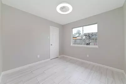11439 Devencrest Drive, Houston, TX 77066 - Photo 18