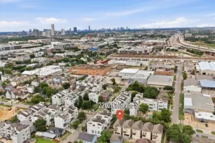 2202 Colorado St, Houston, TX 77007 - Photo 46