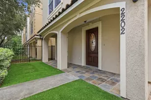 2202 Colorado St, Houston, TX 77007 - Photo 6