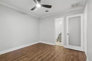2202 Colorado St, Houston, TX 77007 - Photo 10