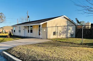 1202 Dutch St, Deer Park, TX 77536 - Photo 6