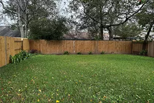 2351 Spring Dusk Ln, Spring, TX 77373 - Photo 10