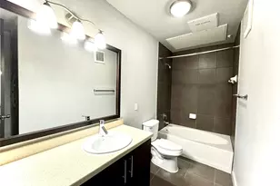 2525 McCue St Rd, Houston, TX 77056 - Photo 8