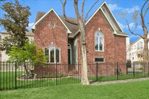 5401 Floyd St, Houston, TX 77007 - Photo 1