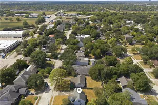 4018 Woodhaven St, Houston, TX 77025 - Photo 16