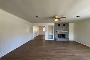 1009 Lawndale Ave, Brenham, TX 77833 - Photo 6