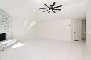 15427 Evergreen Pl Dr, Houston, TX 77083 - Photo 12