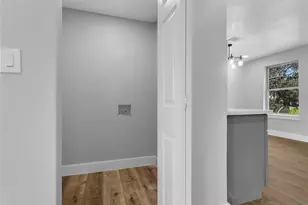 7609 St Lo Rd, Houston, TX 77033 - Photo 10