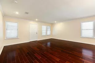 114 Tarpon Ave, Galveston, TX 77550 - Photo 10