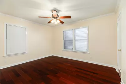 114 Tarpon Avenue, Galveston, TX 77550 - Photo 22