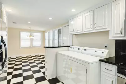 114 Tarpon Avenue, Galveston, TX 77550 - Photo 18