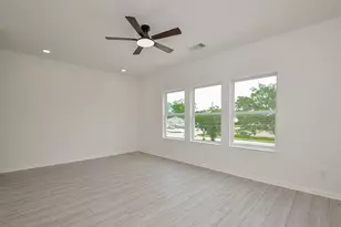8630 Scott St, Houston, TX 77051 - Photo 24