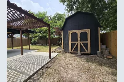2119 Carolina Street, Baytown, TX 77520 - Photo 16