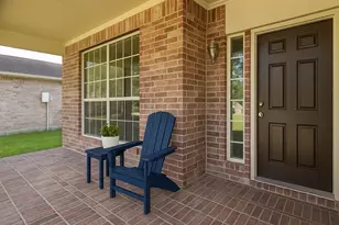 8002 Cross Trail Dr, Sugar Land, TX 77479 - Photo 4