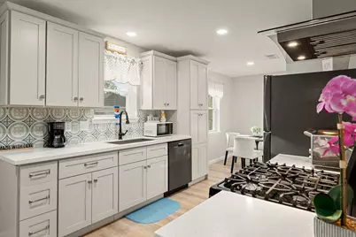 5147 Castle Creek Lane, Houston, TX 77053 - Photo 8