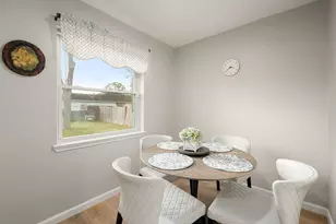 5147 Castlecreek Ln, Houston, TX 77053 - Photo 10