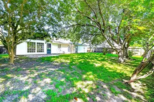 15207 Pleasant Valley Rd, Houston, TX 77062 - Photo 38