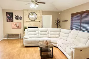 706 Leicester Ln, Houston, TX 77034 - Photo 4