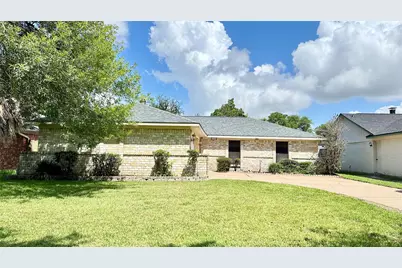 706 Leicester Lane, Houston, TX 77034 - Photo 2