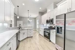 1518 Oleander Dr, La Marque, TX 77568 - Photo 8