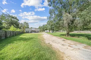 19962 Lowe, New Caney, TX 77357 - Photo 28