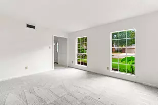 3210 Village Park Dr, Houston, TX 77339 - Photo 10