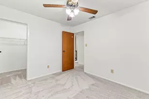 3210 Village Park Dr, Houston, TX 77339 - Photo 36