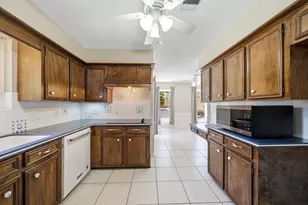 626 Magic Oaks Dr, Spring, TX 77388 - Photo 12