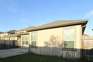 12051 Main Oak St, Houston, TX 77038 - Photo 18