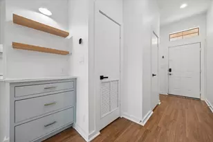 806 Jackson Hill St, Houston, TX 77007 - Photo 1