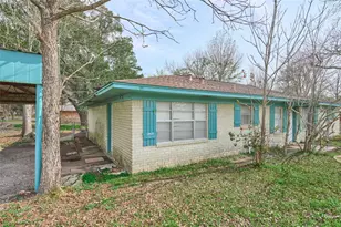 203 Paul Knox St, Huntsville, TX 77320 - Photo 6