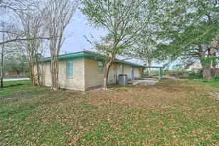 203 Paul Knox St, Huntsville, TX 77320 - Photo 38