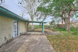 203 Paul Knox St, Huntsville, TX 77320 - Photo 40