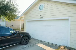 10106 Cobbler Ln, Tomball, TX 77375 - Photo 2