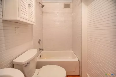 50 Catherine Street, Port Lavaca, TX 77979 - Photo 18