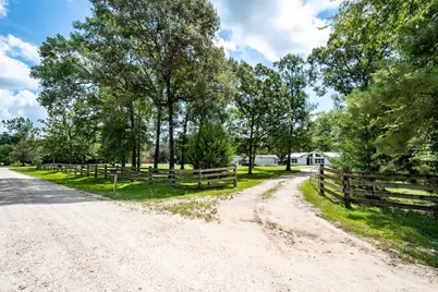 400 Coway Rd, Livingston, TX 77532 - Photo 2