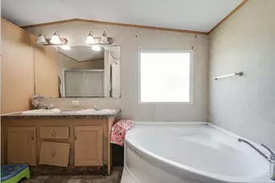 400 Coway Rd, Livingston, TX 77532 - Photo 16