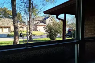 5527 Darnell St, Houston, TX 77096 - Photo 2